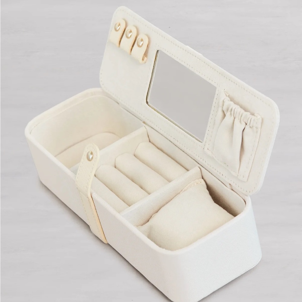 BEIS Jewelry Case